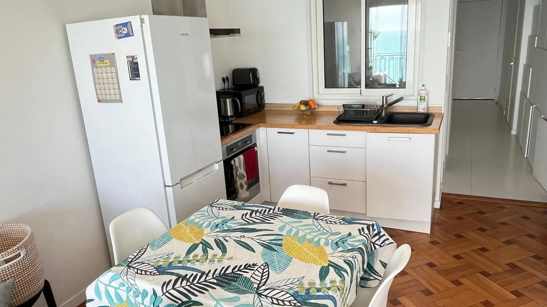 Sea View And Promenade Apartment Nice